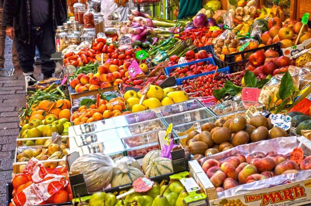 Fruit and vegetable stand